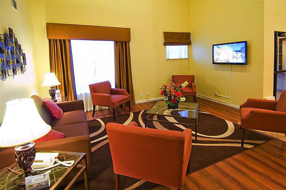 Quality Inn & Suites فورت وورث المظهر الخارجي الصورة
